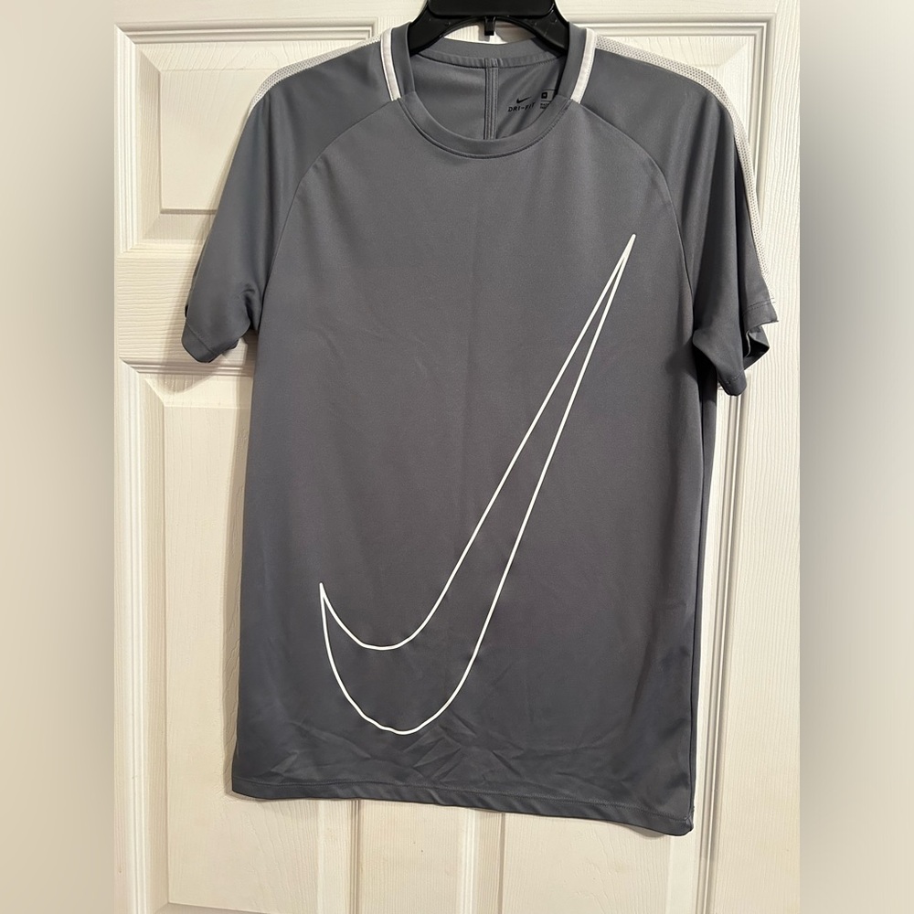 Nike shirt Dri fit
